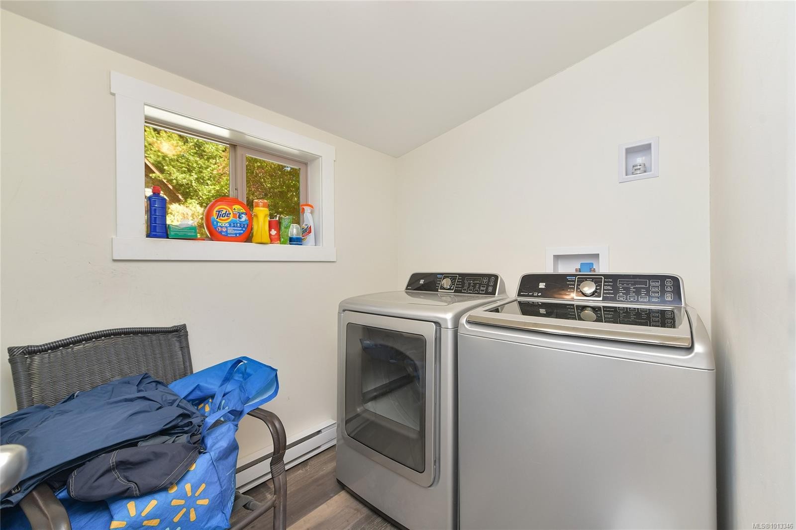 2874 Leigh Rd, Langford, BC