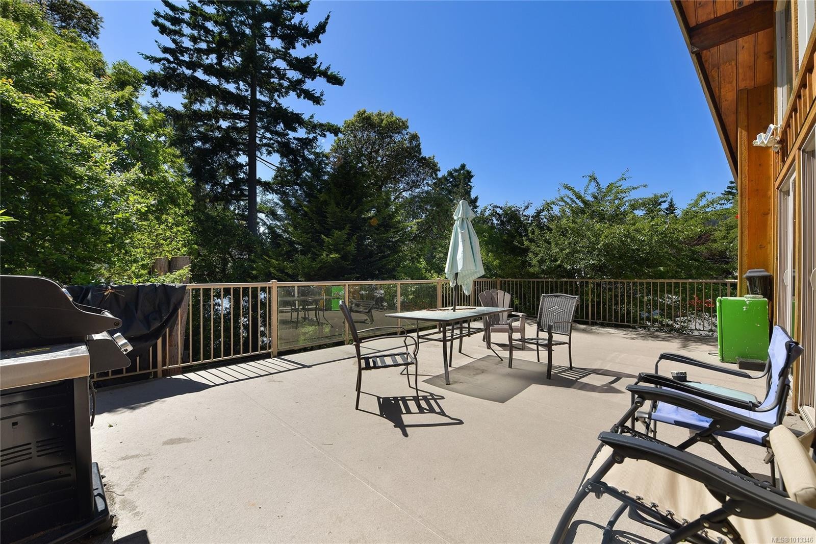 2874 Leigh Rd, Langford, BC