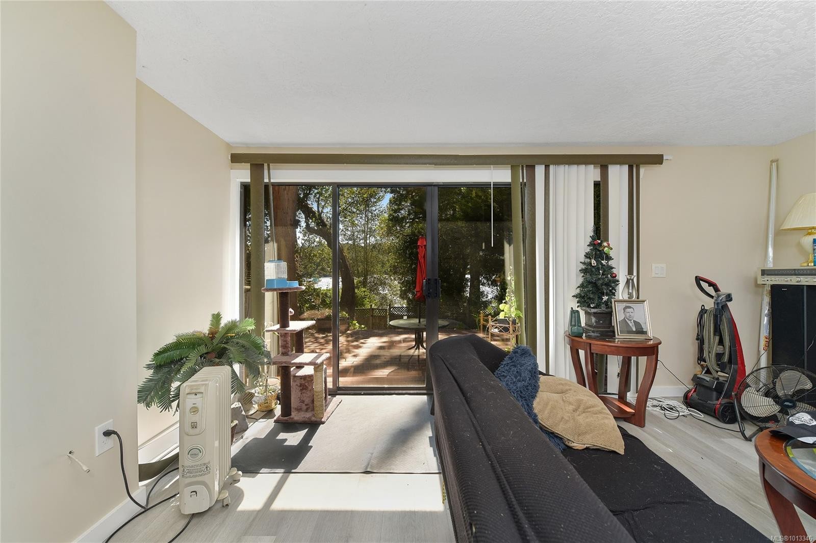 2874 Leigh Rd, Langford, BC