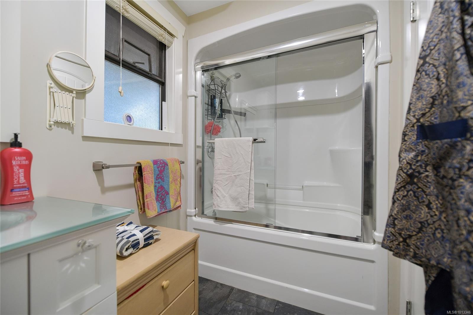 2874 Leigh Rd, Langford, BC