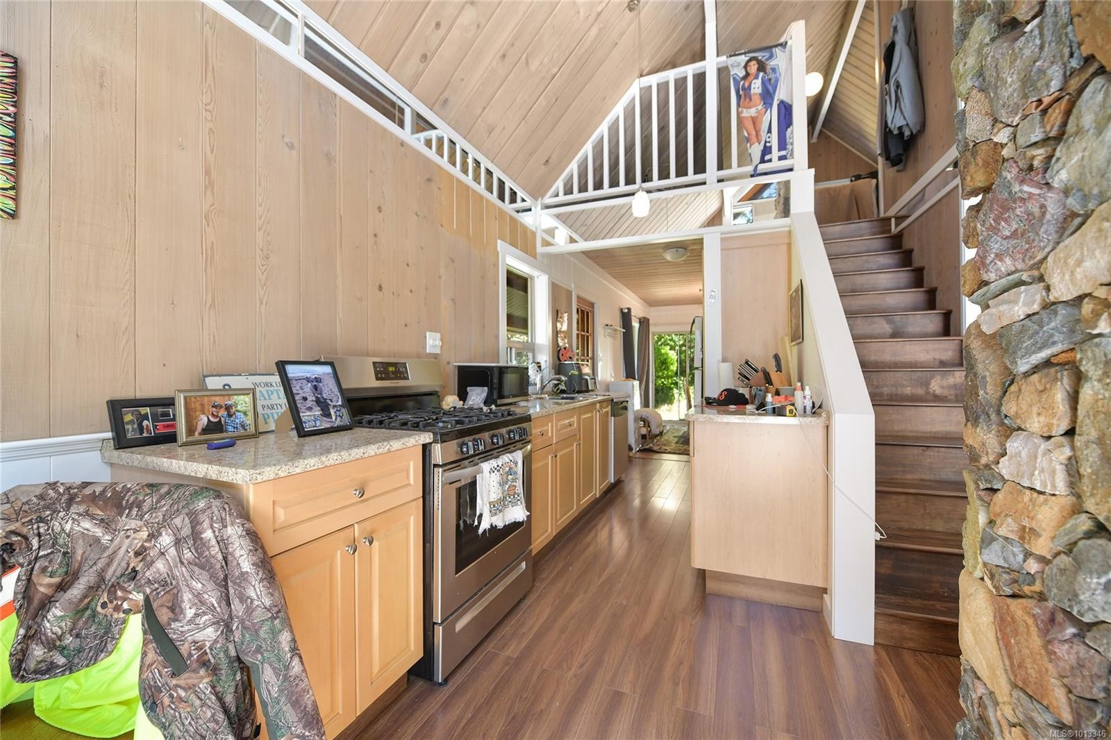 2874 Leigh Rd, Langford, BC