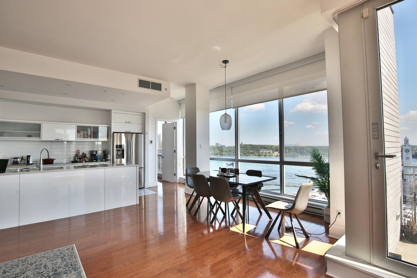 Dining room - 914-901 Rue De La Commune E., Montréal (Ville-Marie), QC - Indoor