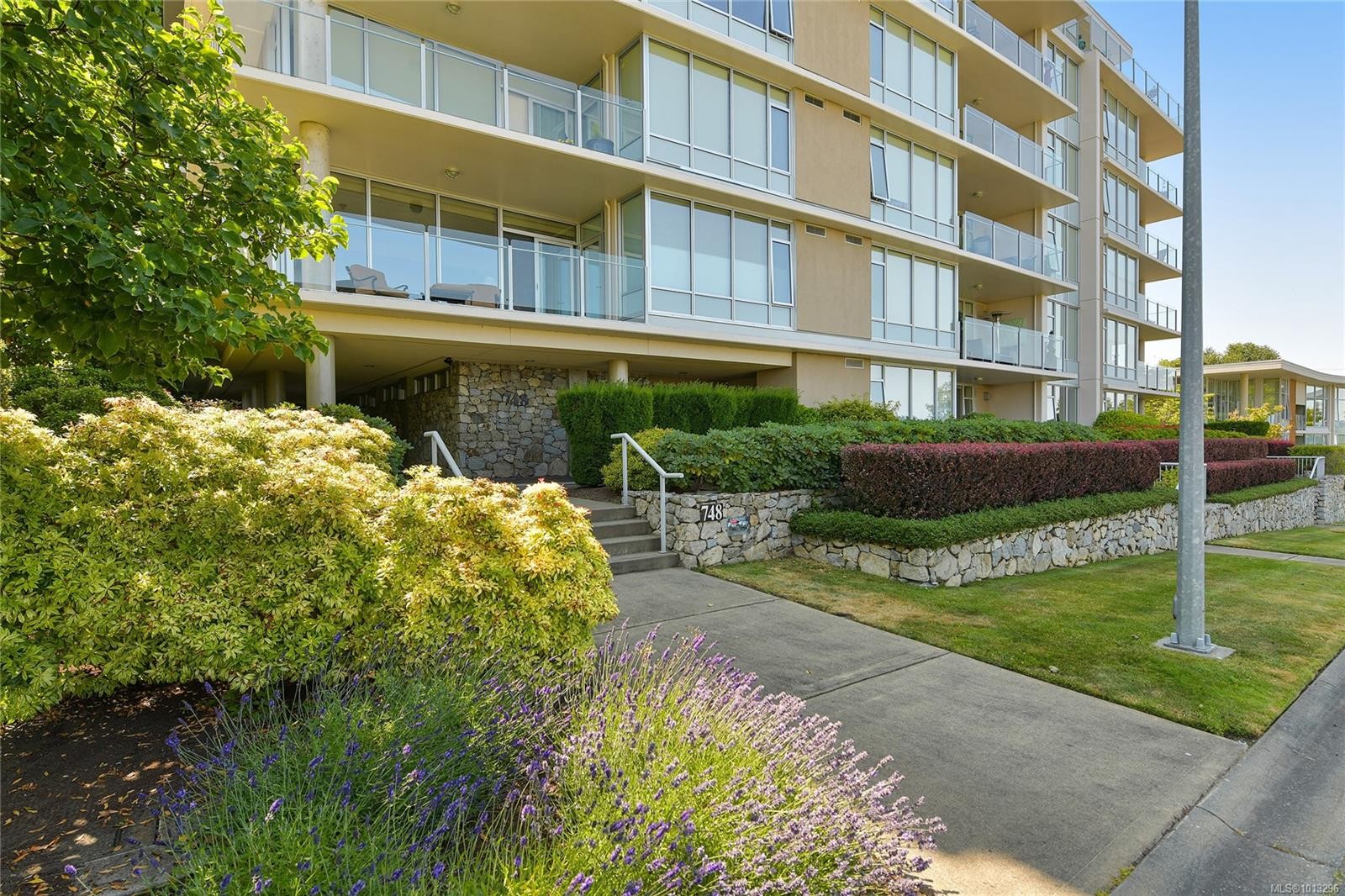 502-748 Sayward Hill Terr, Saanich, BC - Outdoor With Balcony