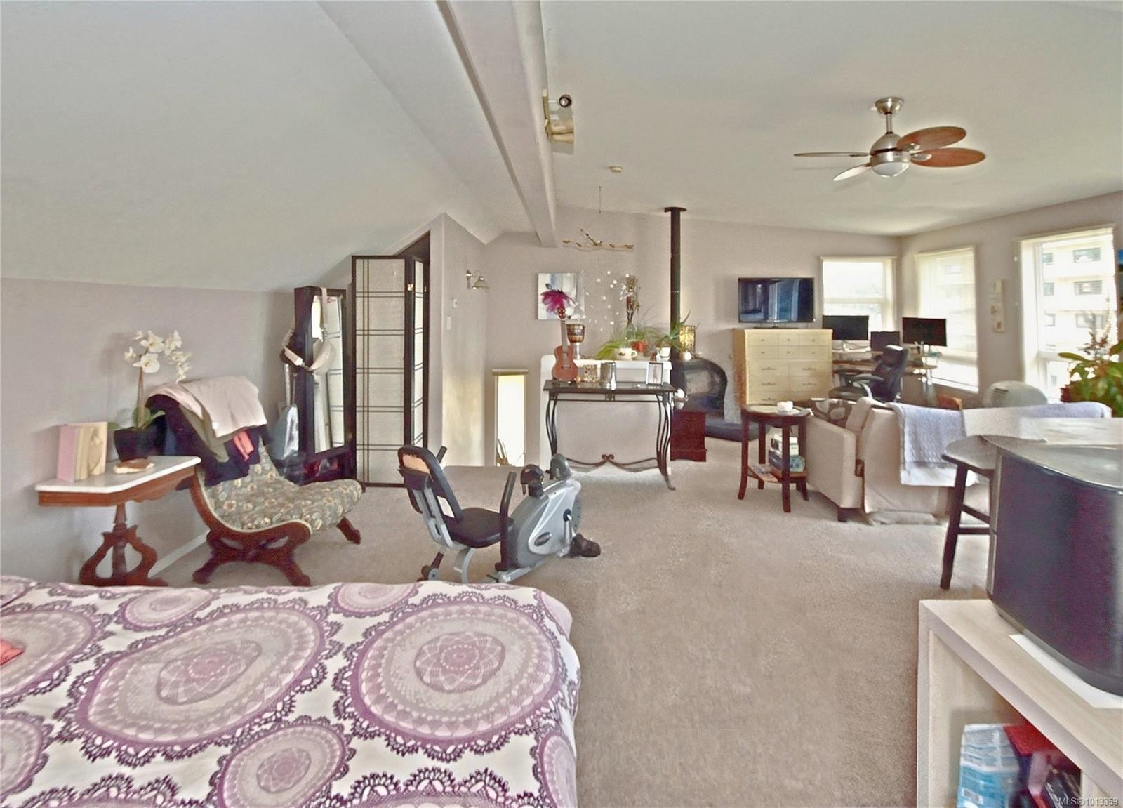 350 Stewart Ave, Nanaimo, BC - Indoor