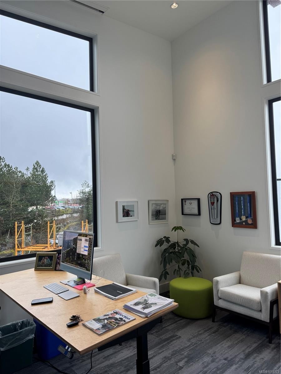 201-1934 Boxwood Rd, Nanaimo, BC