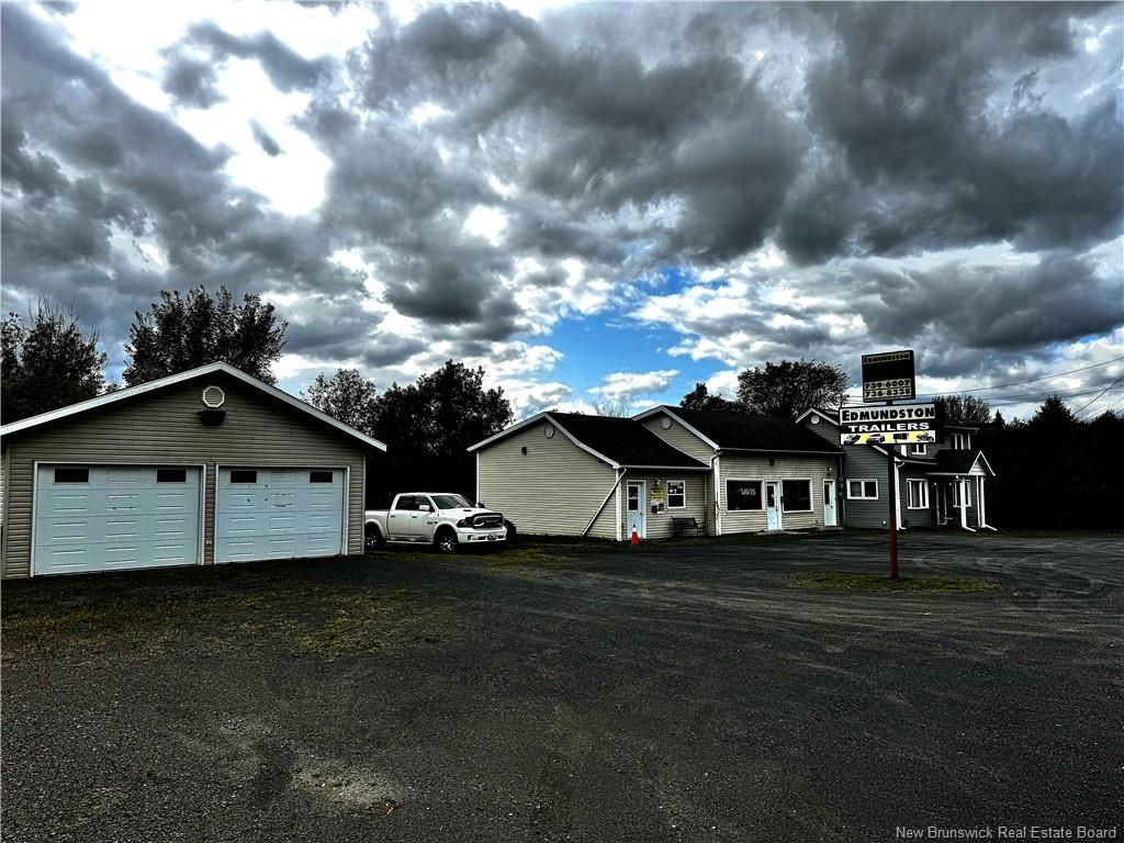 1096 Principale St, Saint-Basile, NB
