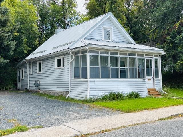 215 Matheson St N, Kenora, ON - Outdoor