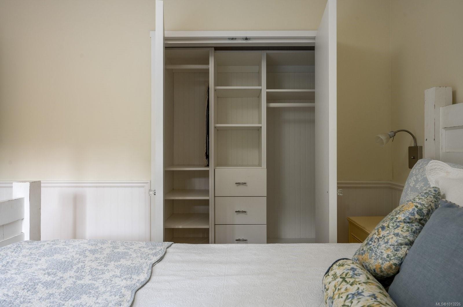 99 Captain Morgans Blvd, Protection Island, BC