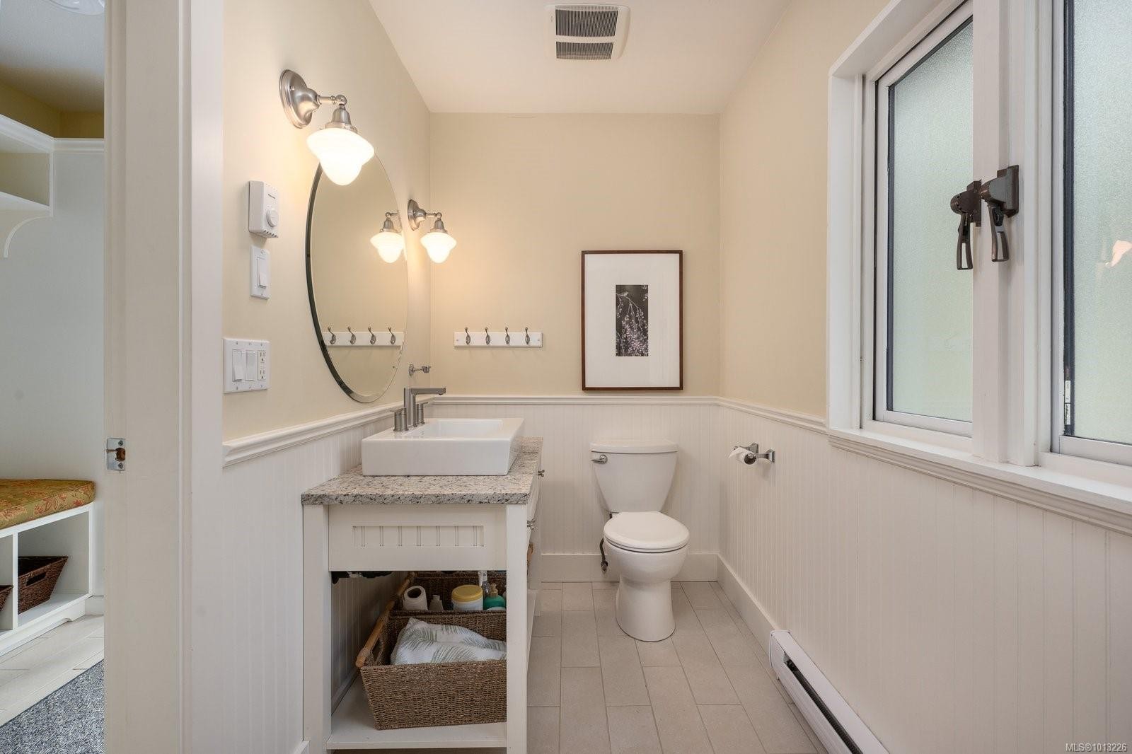 99 Captain Morgans Blvd, Protection Island, BC