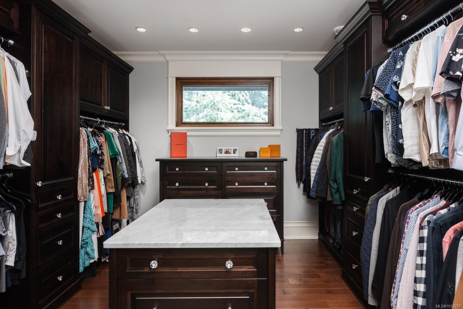 3375 Ripon Rd, Oak Bay, BC