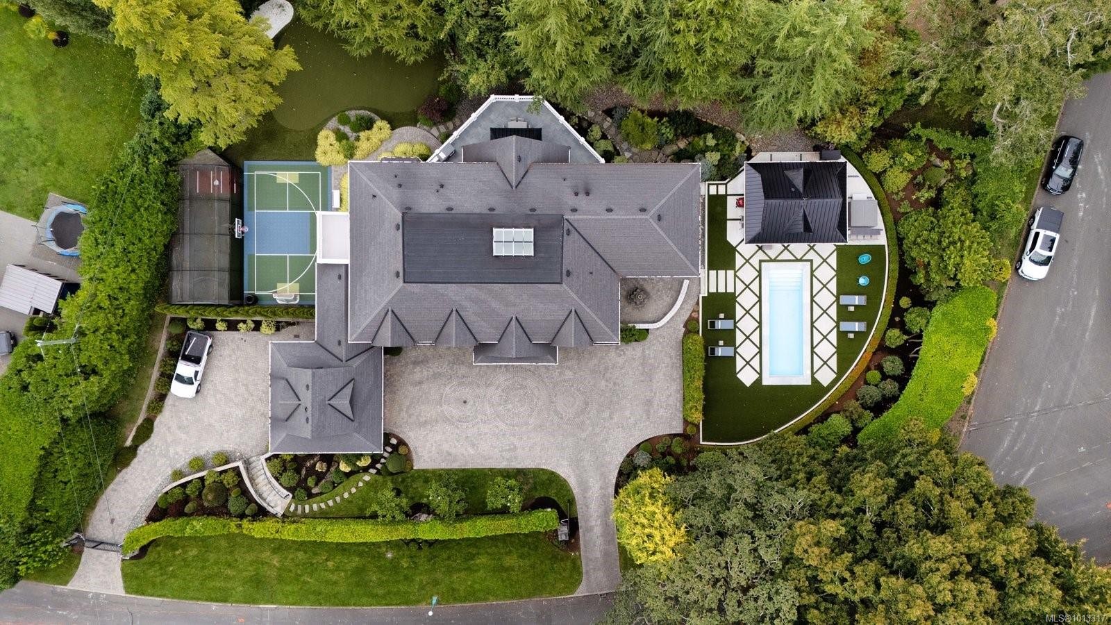 3375 Ripon Rd, Oak Bay, BC