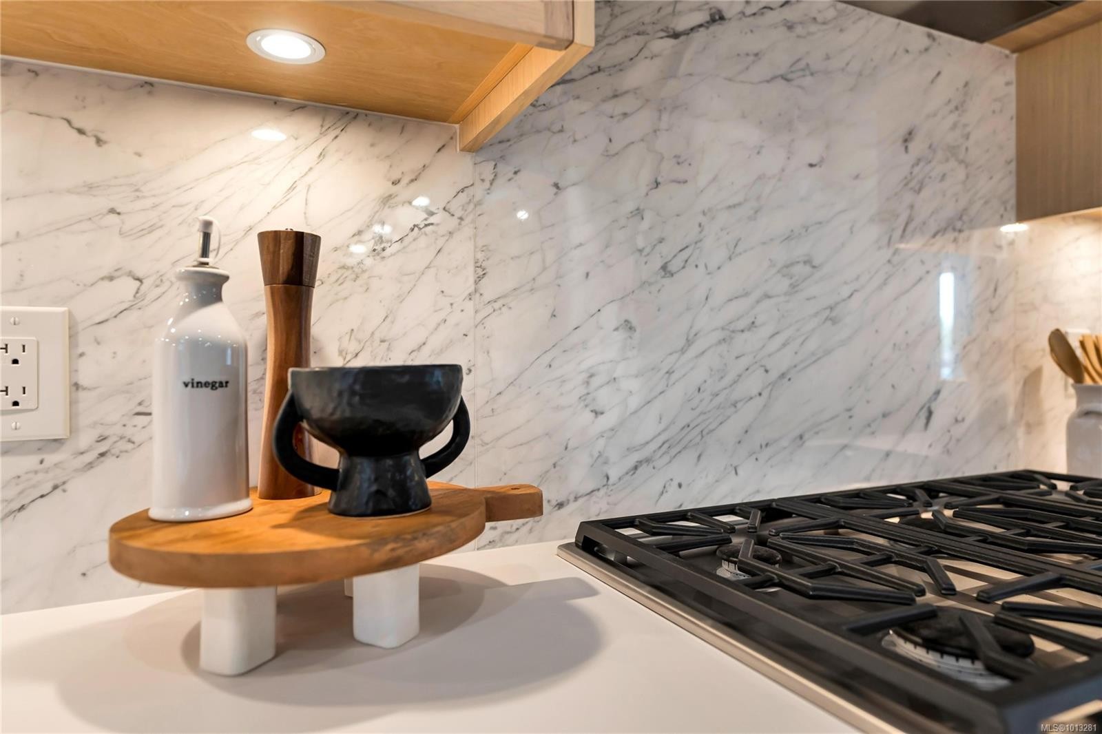 2-2590 Penrhyn St, Saanich, BC