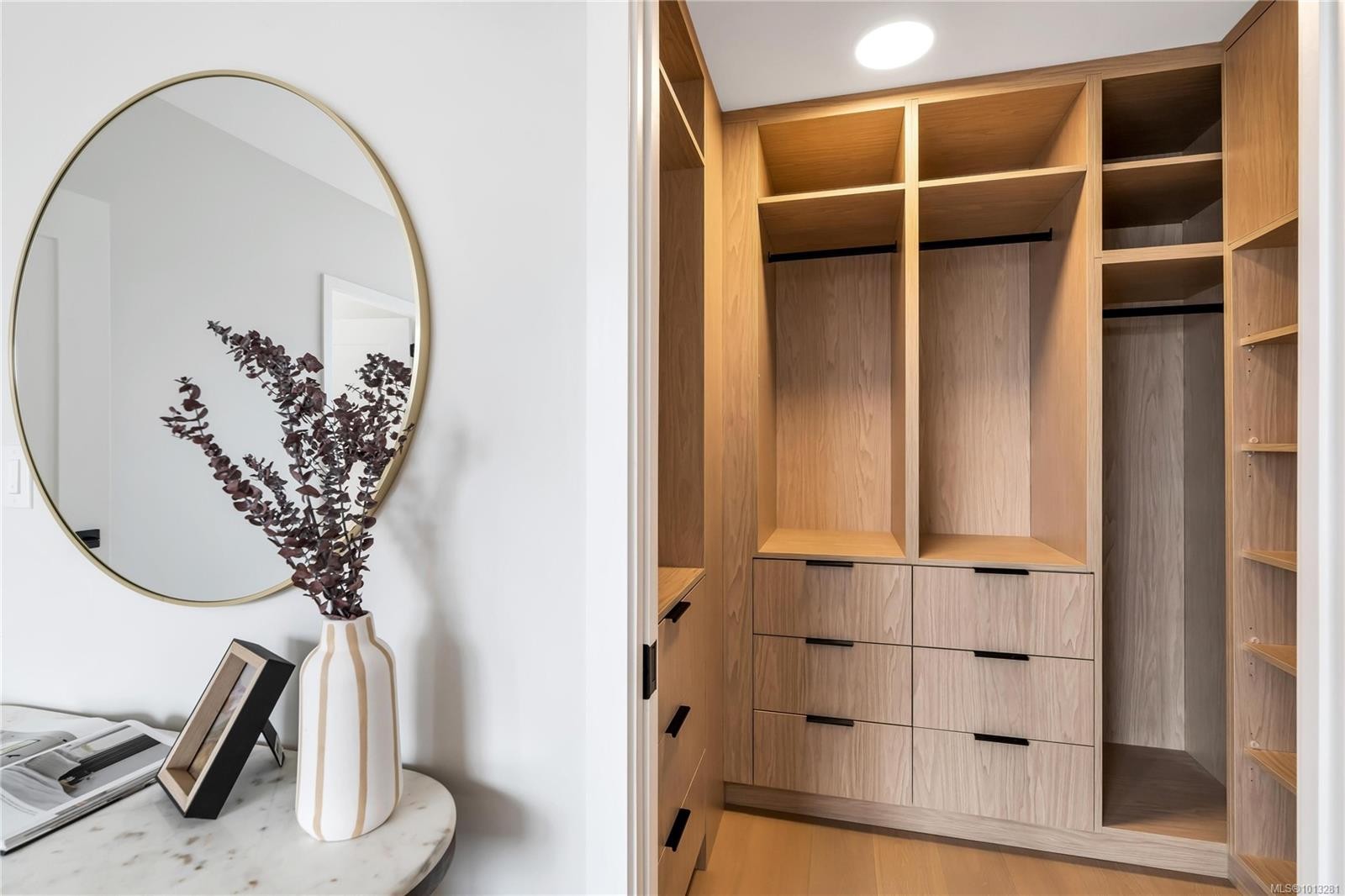 2-2590 Penrhyn St, Saanich, BC