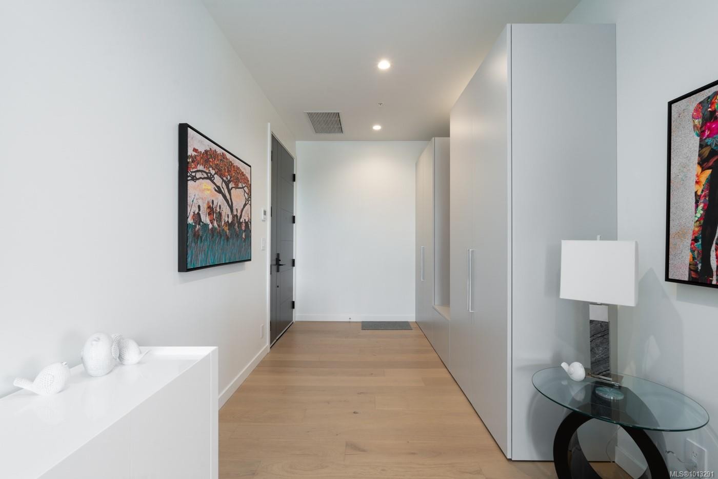 1702-2000 Hannington Rd, Langford, BC - Indoor Photo Showing Other Room