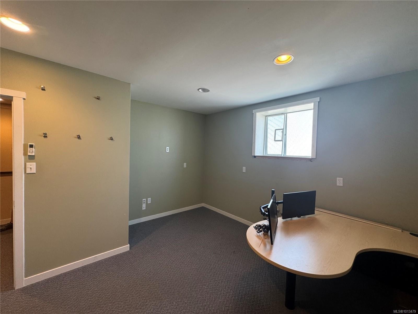 104-425 Stanford Ave East, Parksville, BC