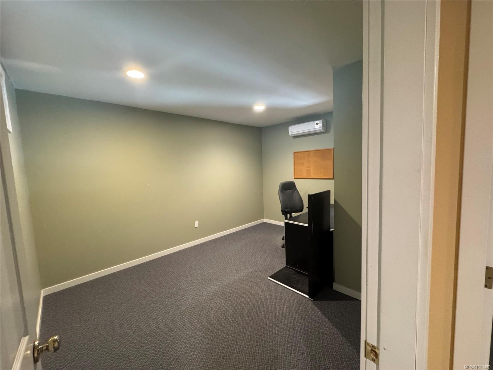 104-425 Stanford Ave East, Parksville, BC