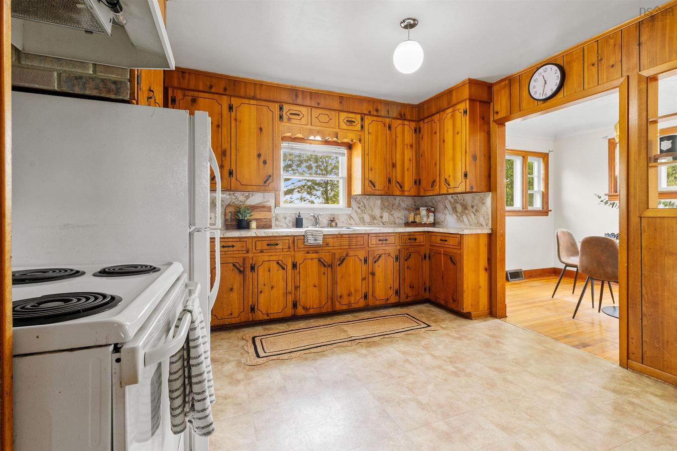 193 Highway 2, Enfield, NS