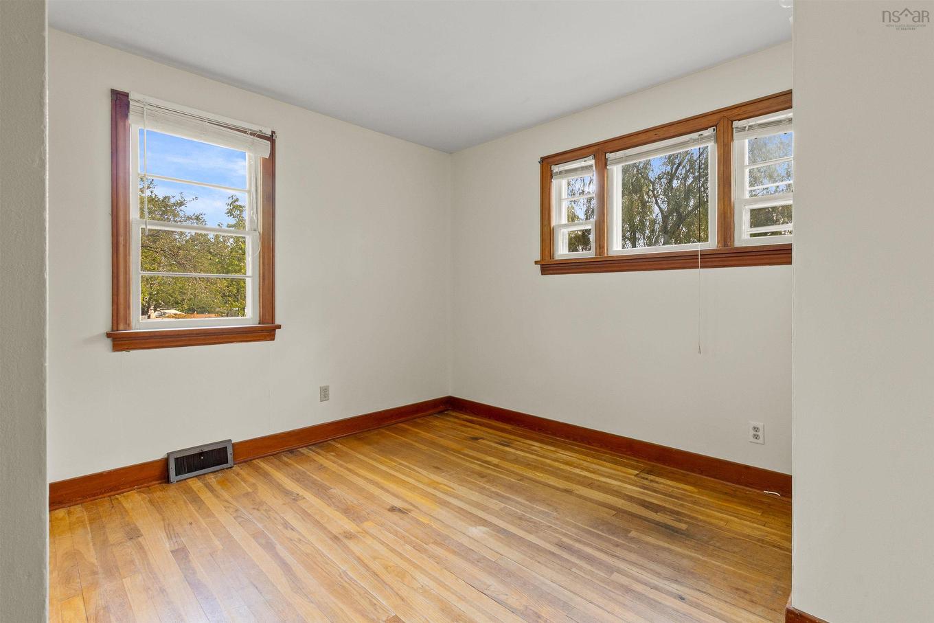 193 Highway 2, Enfield, NS