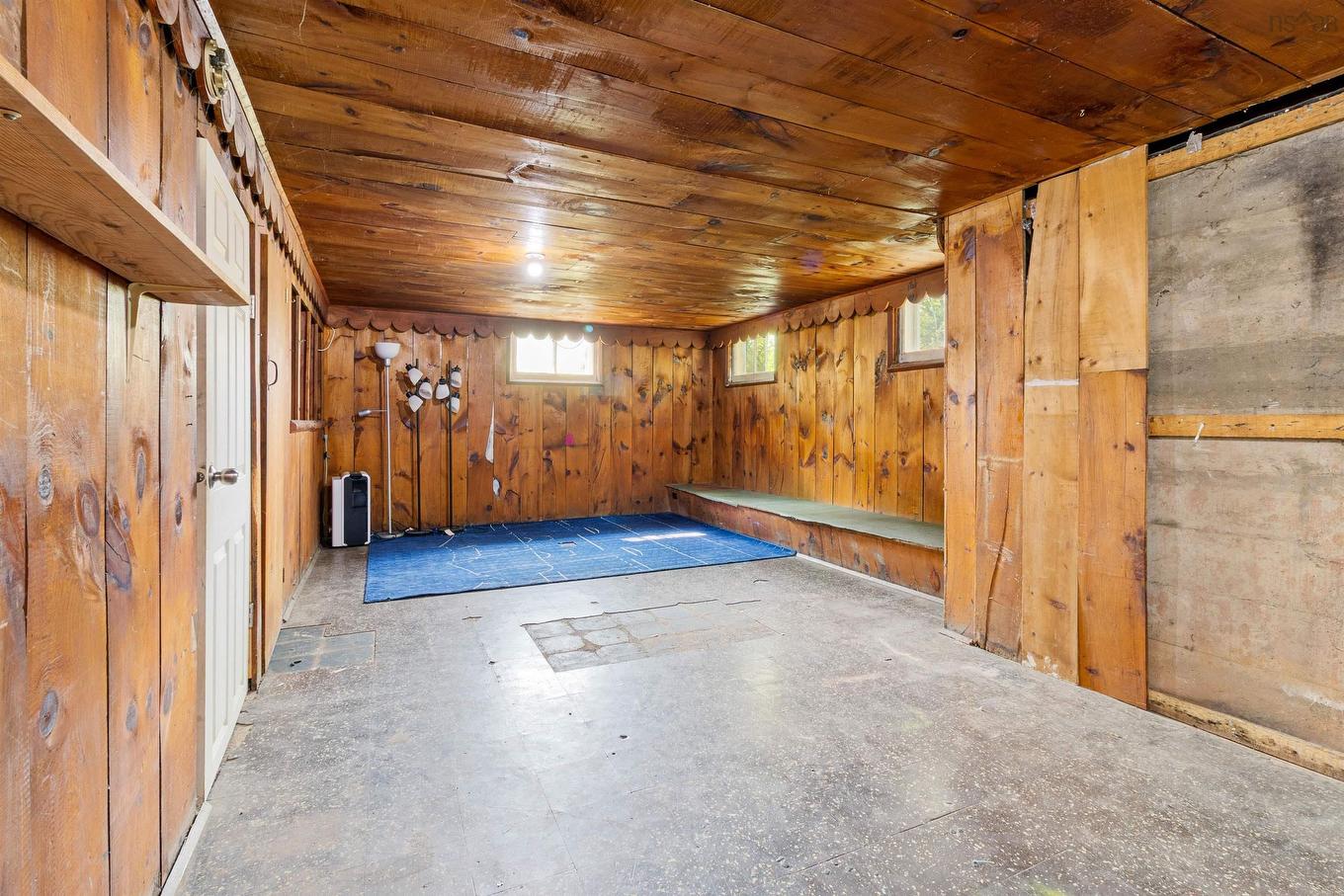 193 Highway 2, Enfield, NS