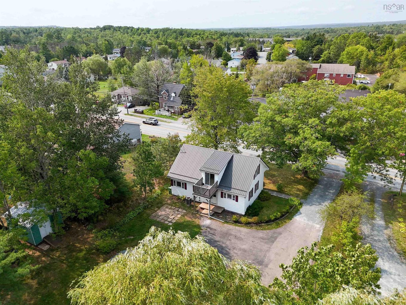 193 Highway 2, Enfield, NS