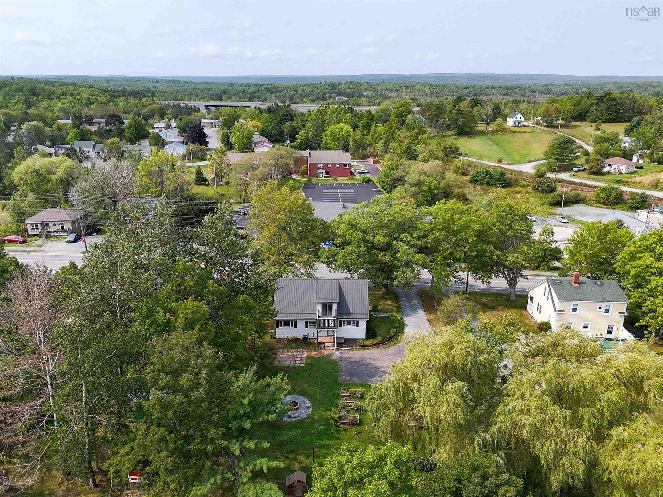 193 Highway 2, Enfield, NS