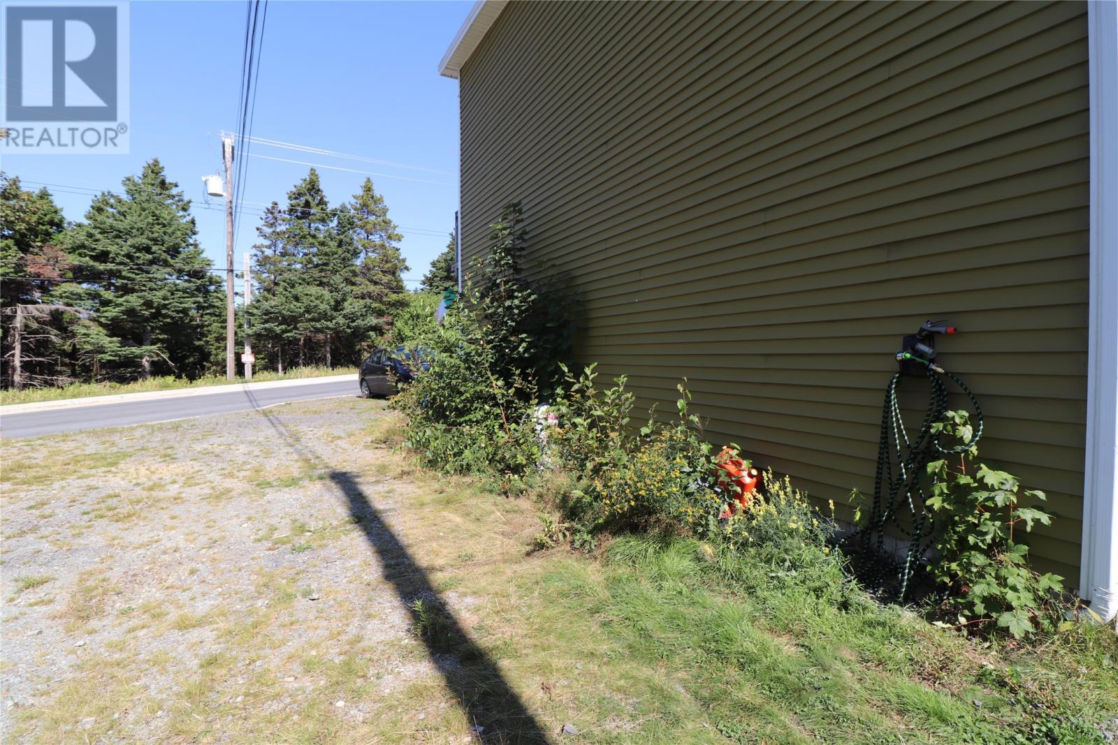 105F Cross Road, Bay Roberts, NL - Outdoor