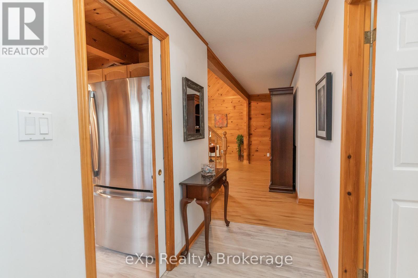 5331 Hwy 124 Highway, Magnetawan (Ahmic Harbour), ON - Indoor Photo Showing Other Room