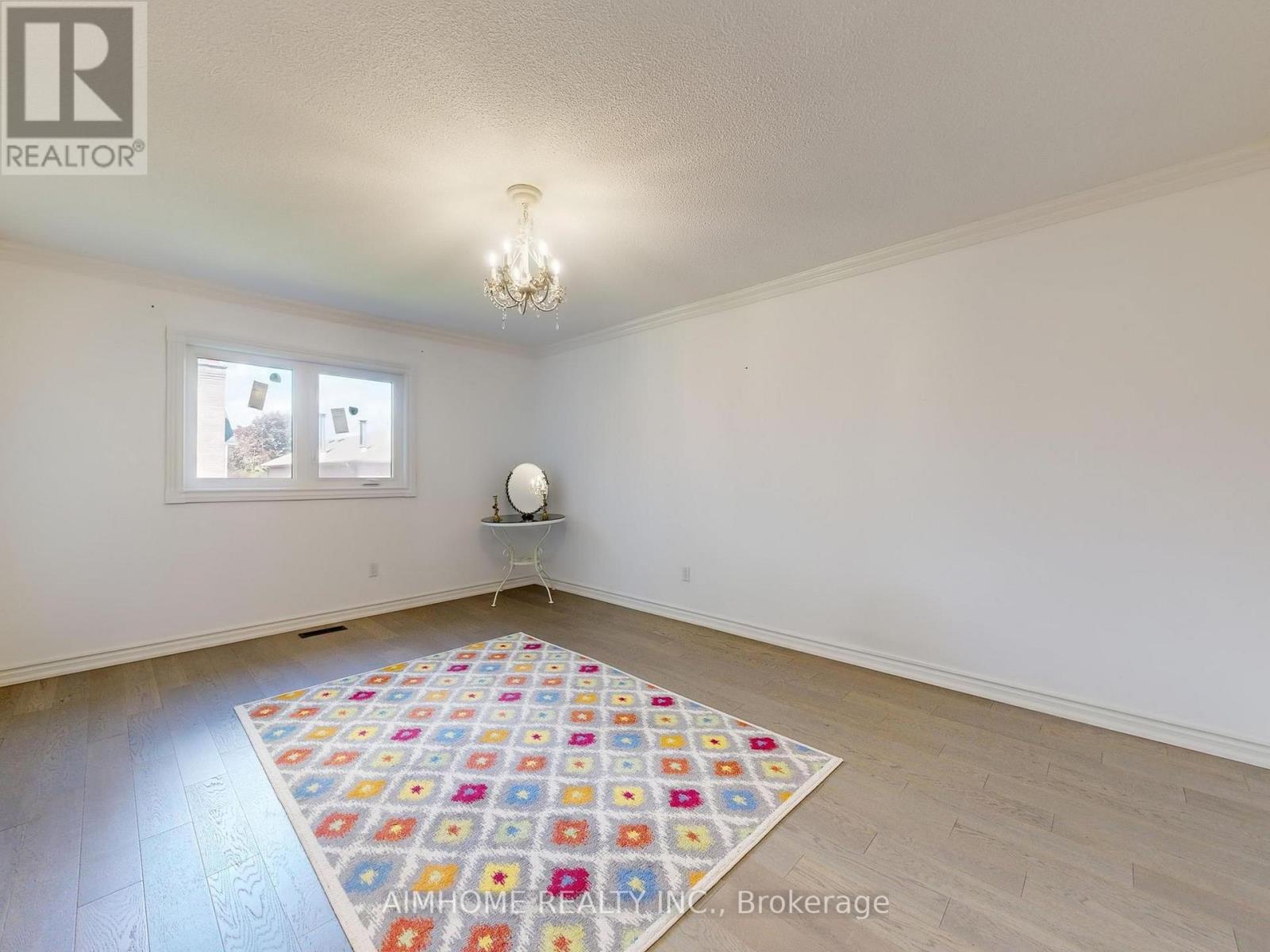 342 Savage Road, Newmarket, ON - Indoor