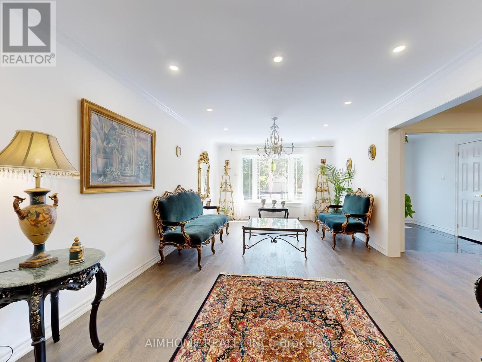 342 Savage Road, Newmarket, ON - Indoor