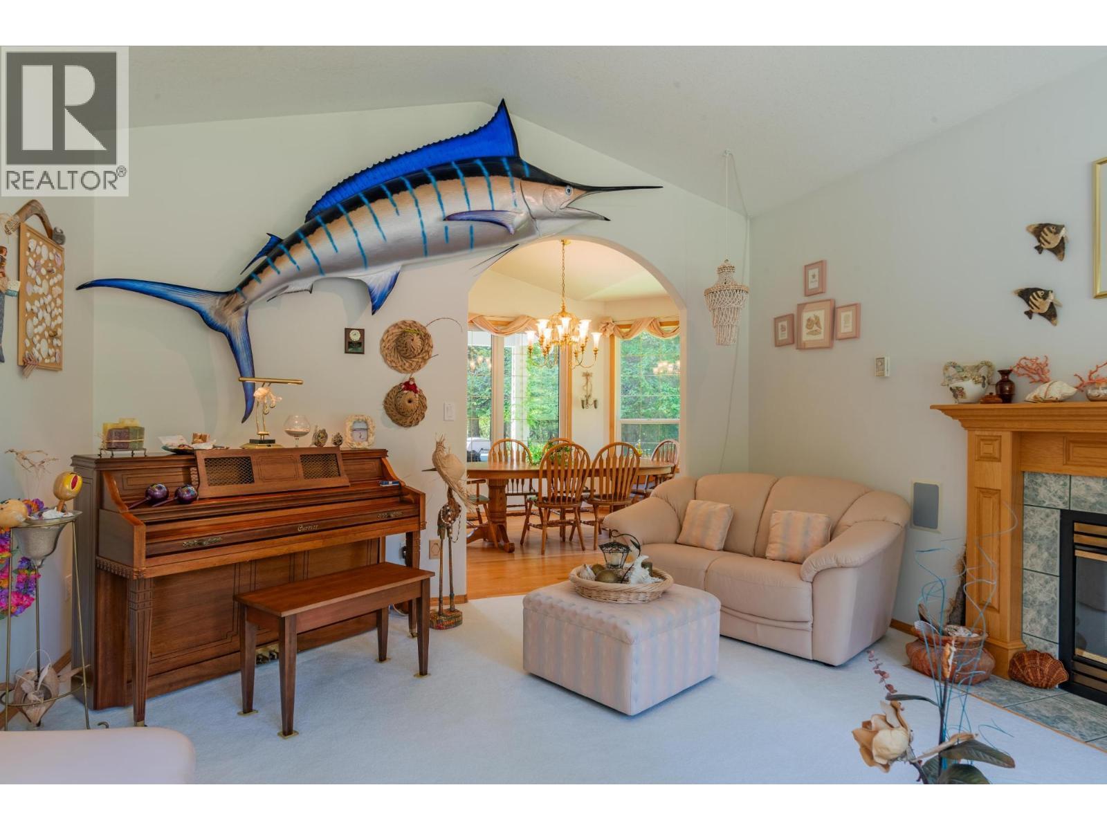 2718 Osachoff Road, South Slocan, BC - Indoor Photo Showing Living Room With Fireplace