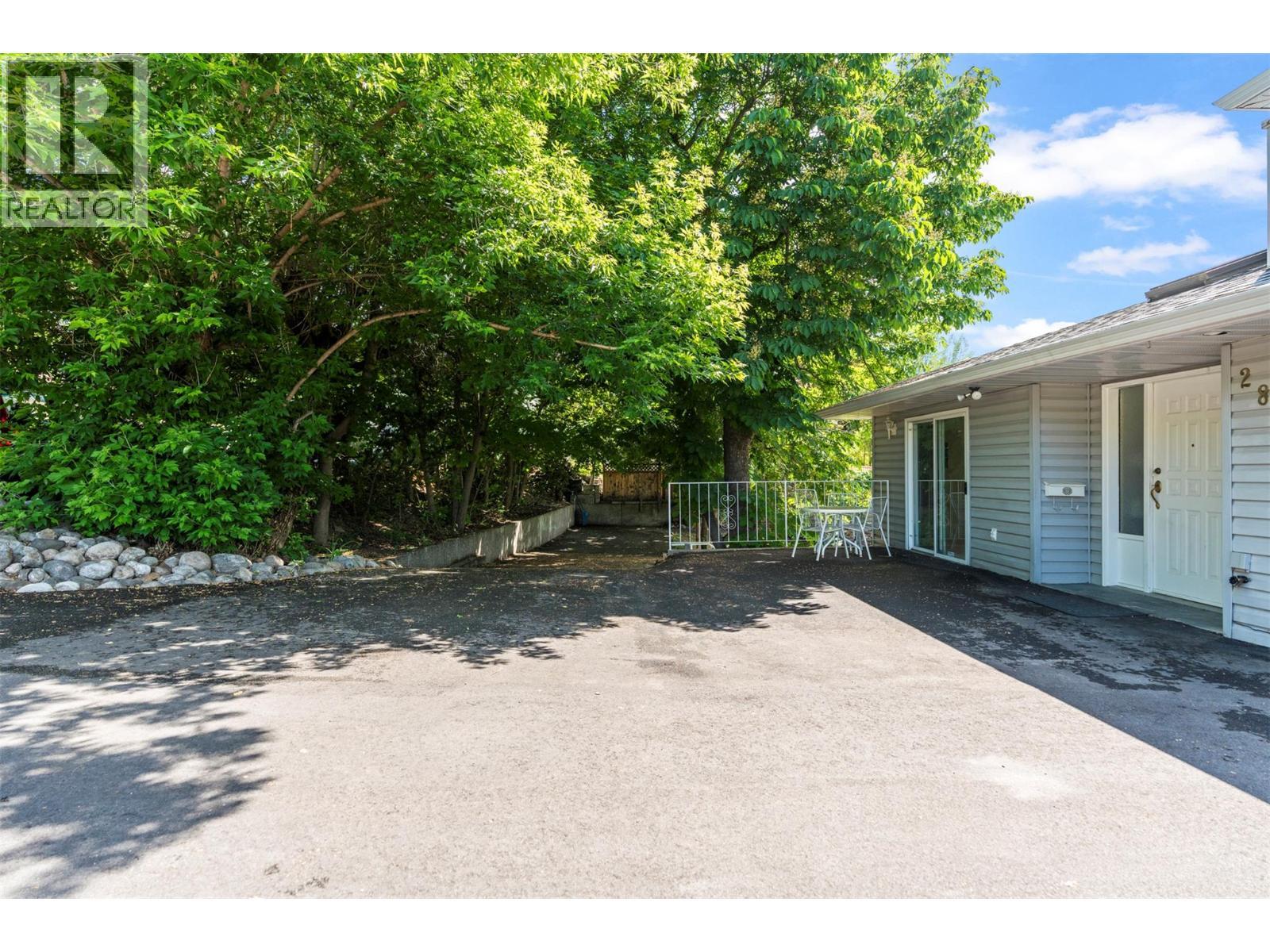 2804 25 Street, Vernon, BC - Outdoor