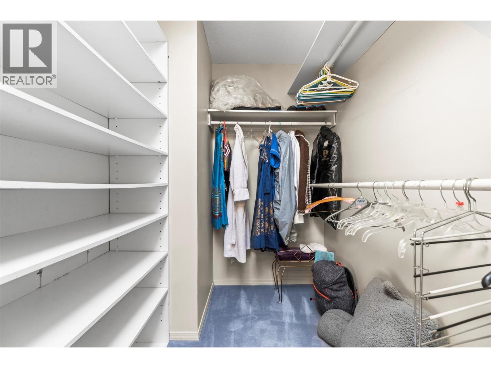 2804 25 Street, Vernon, BC - Indoor With Storage