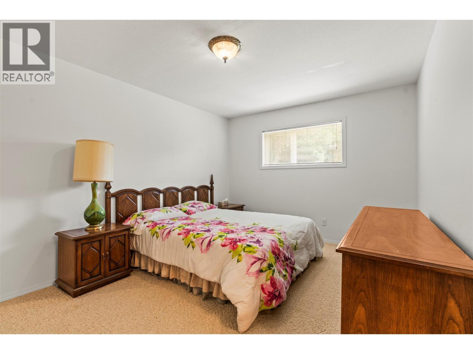 2804 25 Street, Vernon, BC - Indoor Photo Showing Bedroom