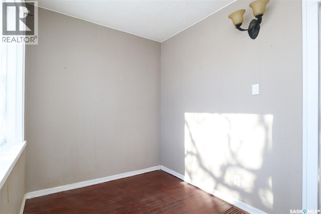 4530 Dewdney Avenue, Regina, SK - Indoor Photo Showing Other Room