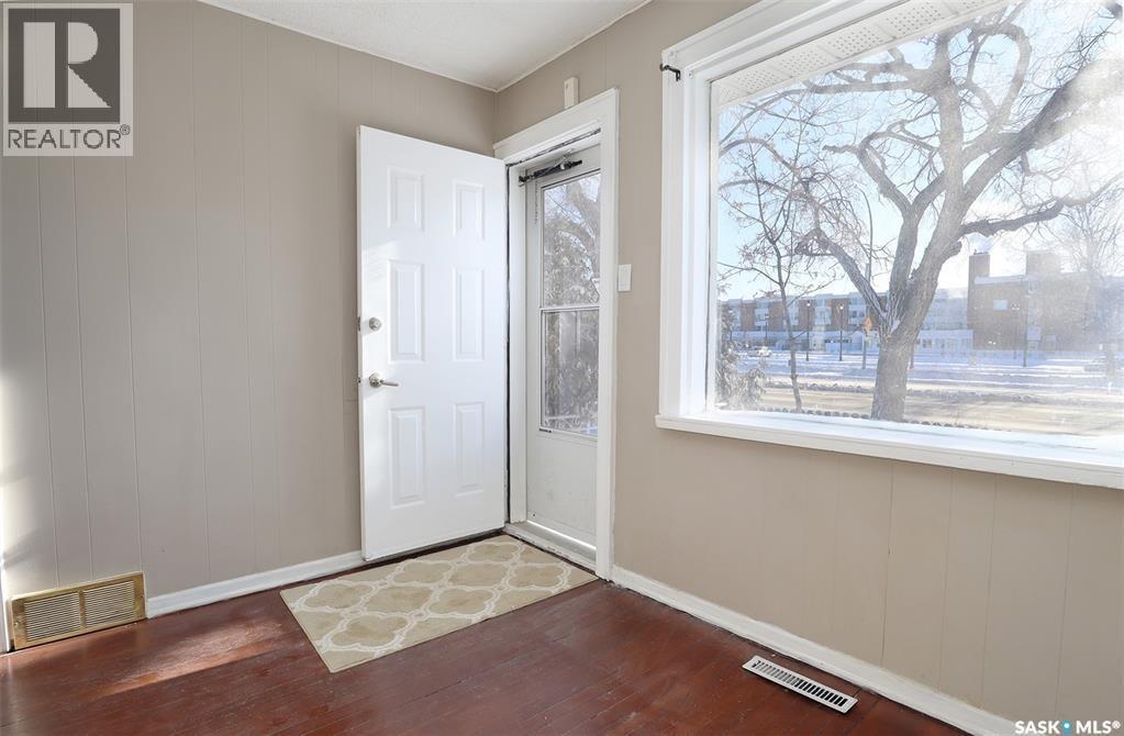 4530 Dewdney Avenue, Regina, SK - Indoor Photo Showing Other Room