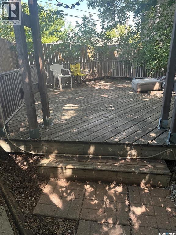 4530 Dewdney Avenue, Regina, SK - Outdoor