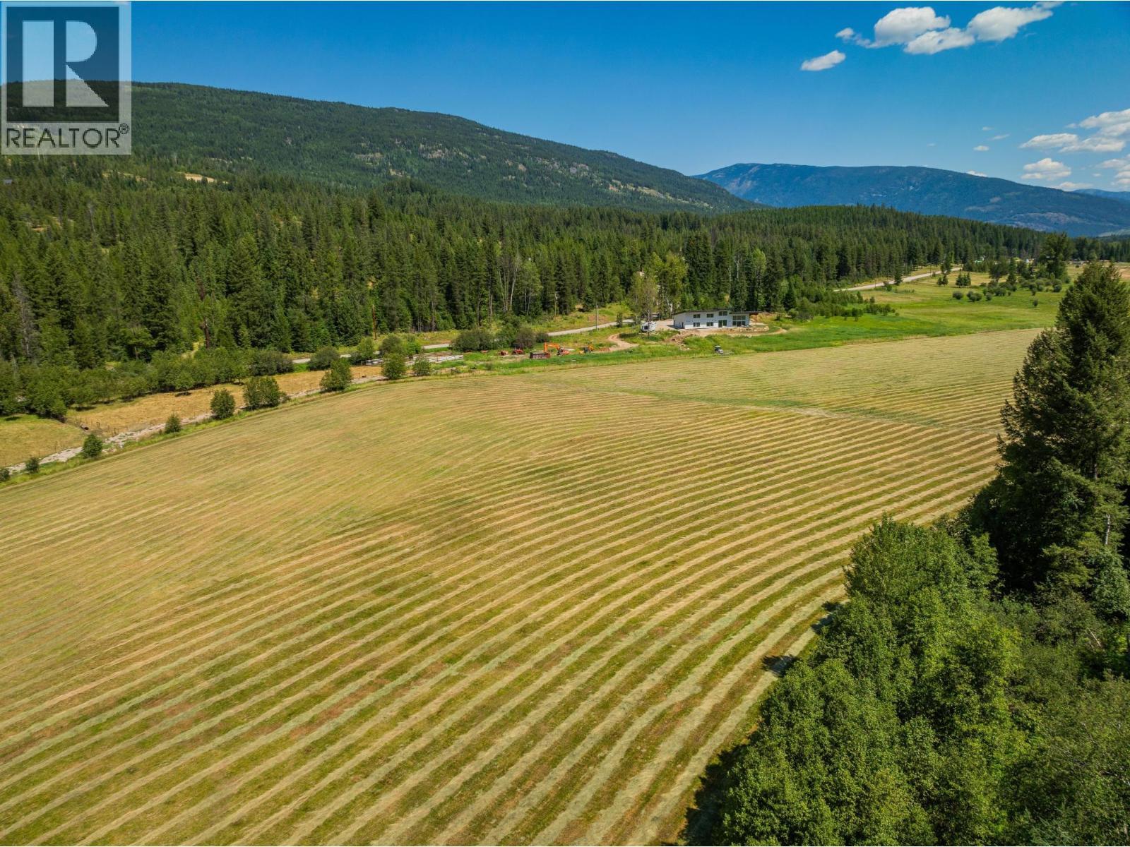 2335 Pass Creek Road, Castlegar, BC - Outdoor With View