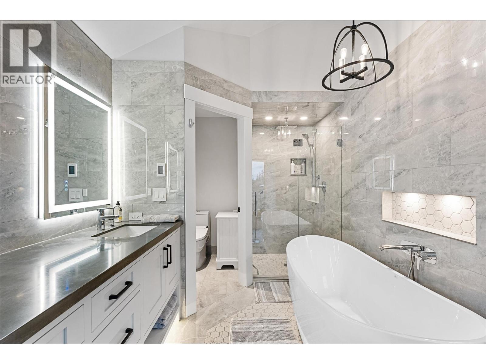 2150 Saucier Road, Kelowna, BC