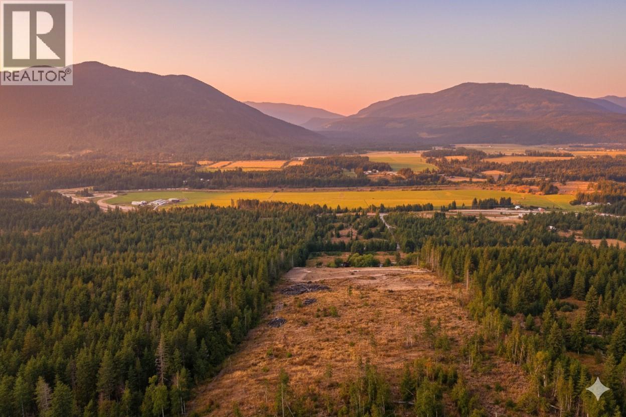 3311 Colton Road, Tappen, BC