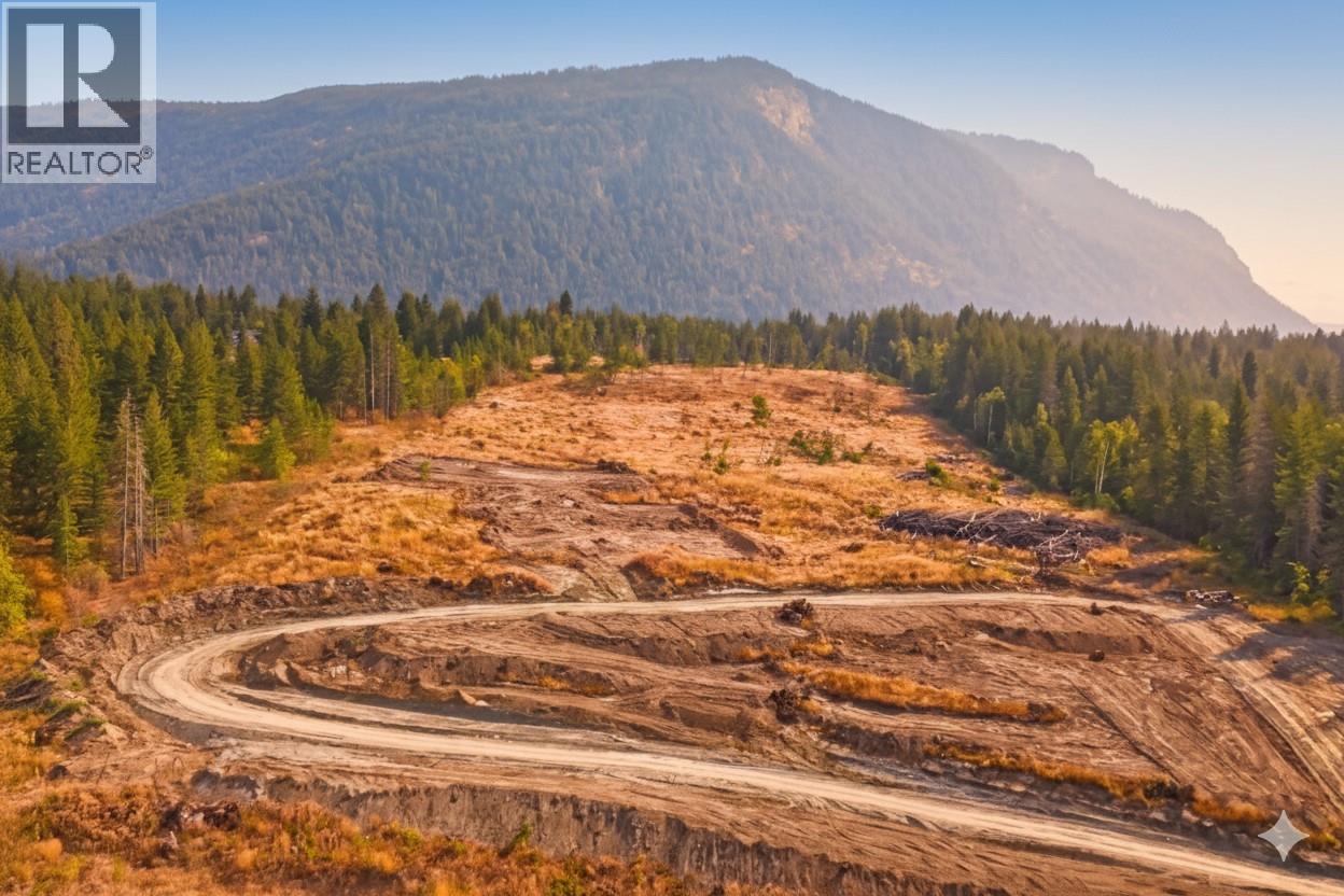 3311 Colton Road, Tappen, BC