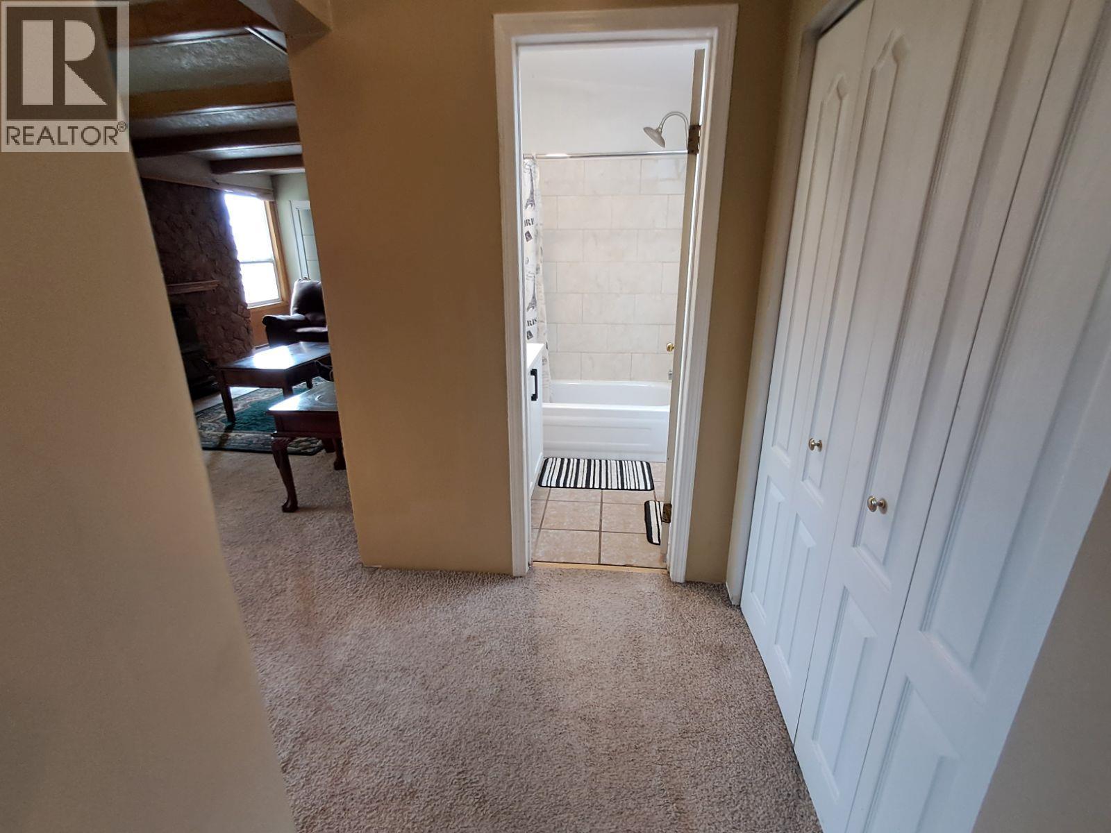 5403 Snowbrush Street, Oliver, BC