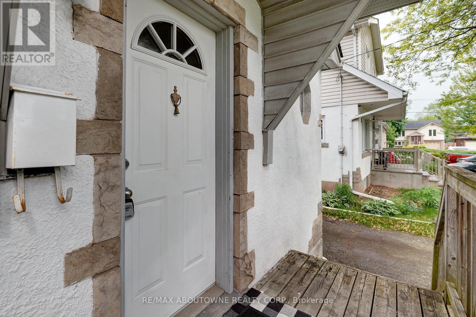 469 Woodland Avenue, Burlington, ON - Outdoor With Exterior