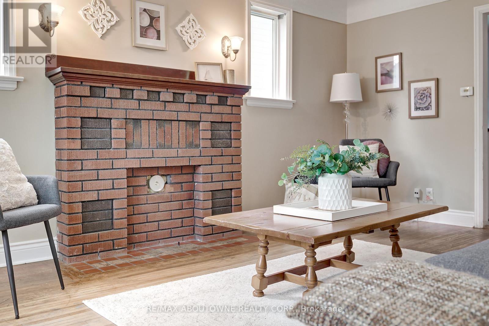 469 Woodland Avenue, Burlington, ON - Indoor Photo Showing Other Room