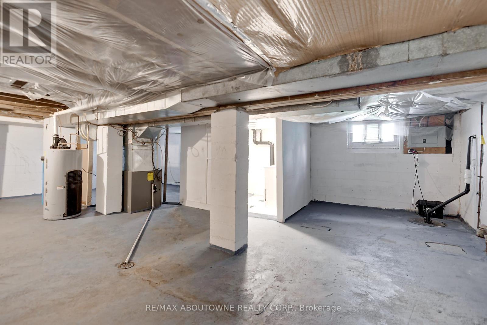 469 Woodland Avenue, Burlington, ON - Indoor Photo Showing Basement