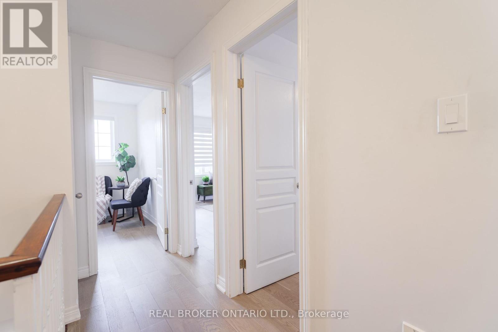 83 Benedict Place, Hamilton, ON - Indoor Photo Showing Other Room