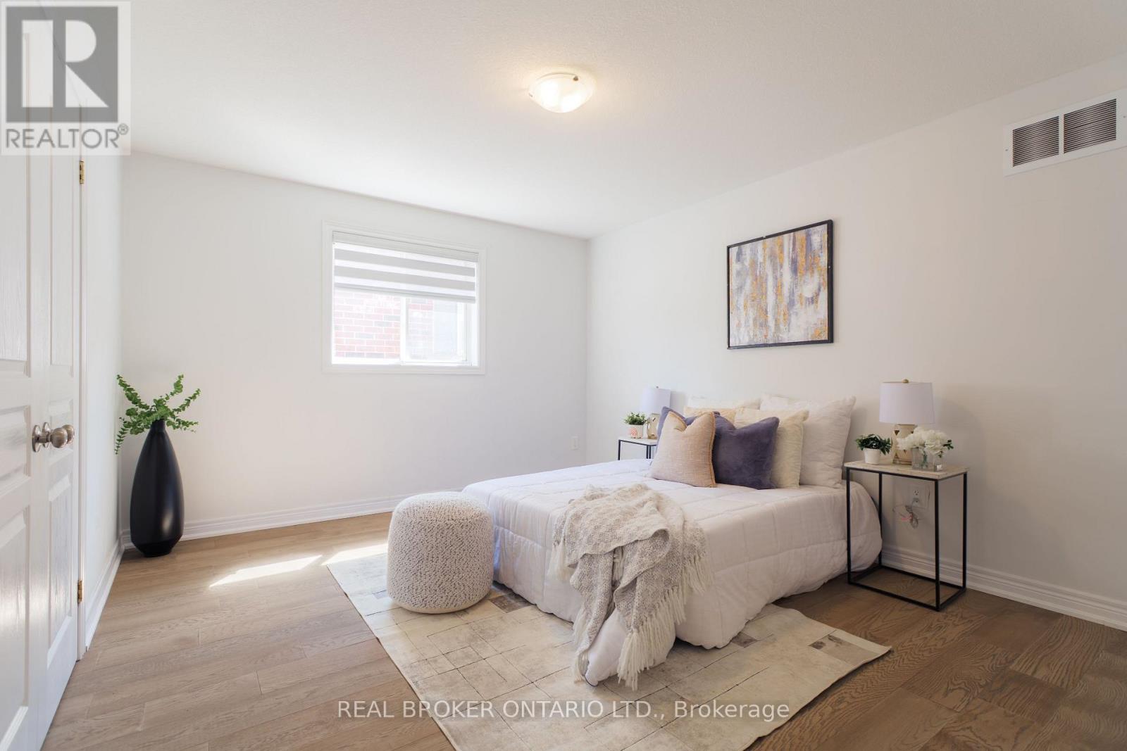 83 Benedict Place, Hamilton, ON - Indoor Photo Showing Bedroom