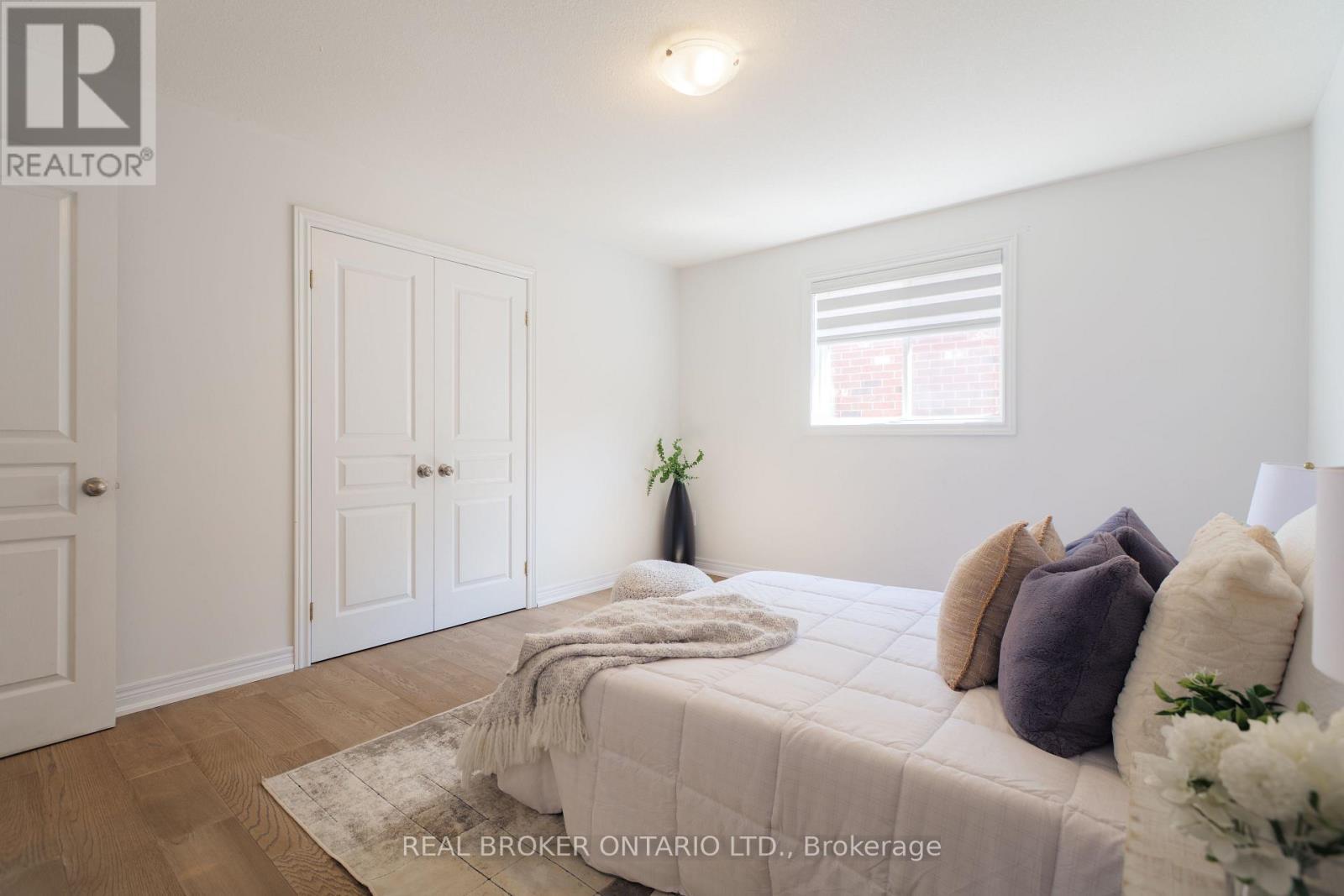 83 Benedict Place, Hamilton, ON - Indoor Photo Showing Bedroom