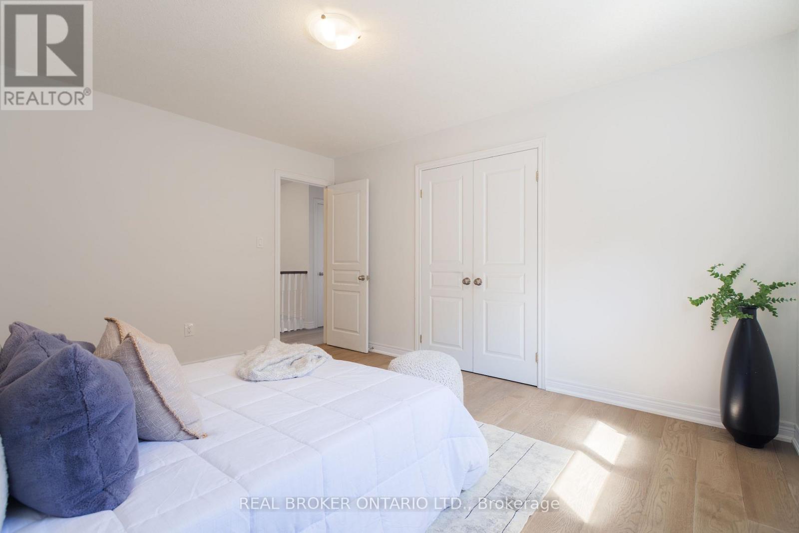 83 Benedict Place, Hamilton, ON - Indoor Photo Showing Bedroom