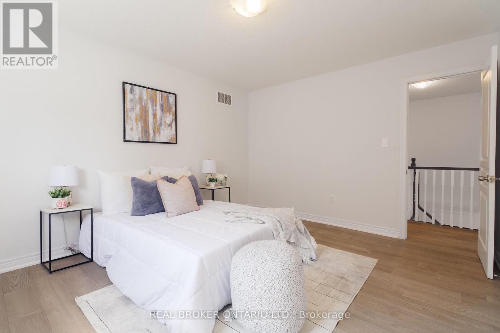 83 Benedict Place, Hamilton, ON - Indoor Photo Showing Bedroom