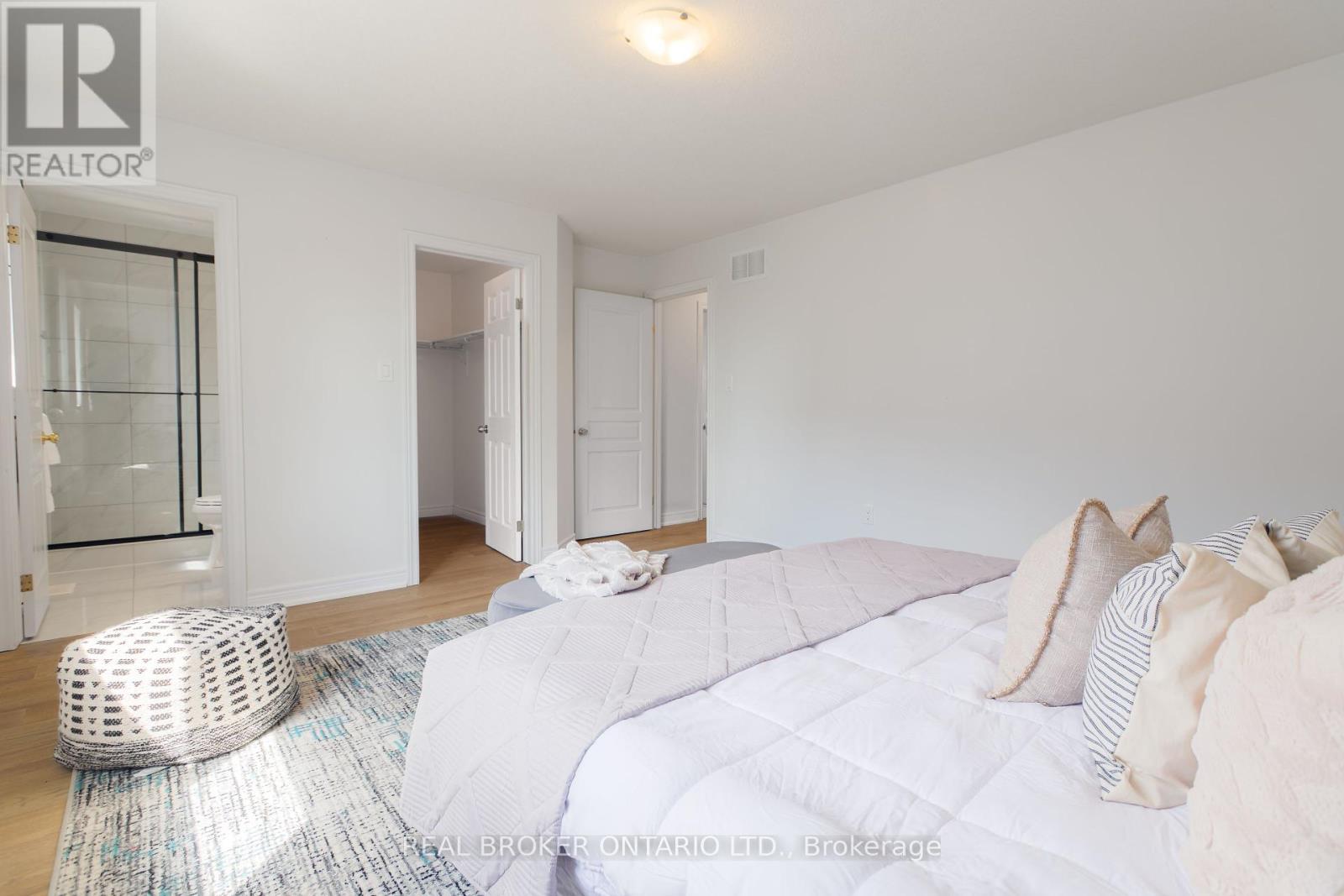 83 Benedict Place, Hamilton, ON - Indoor Photo Showing Bedroom